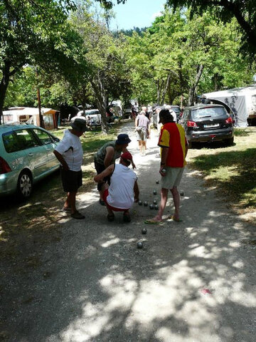 Pétanque en camping