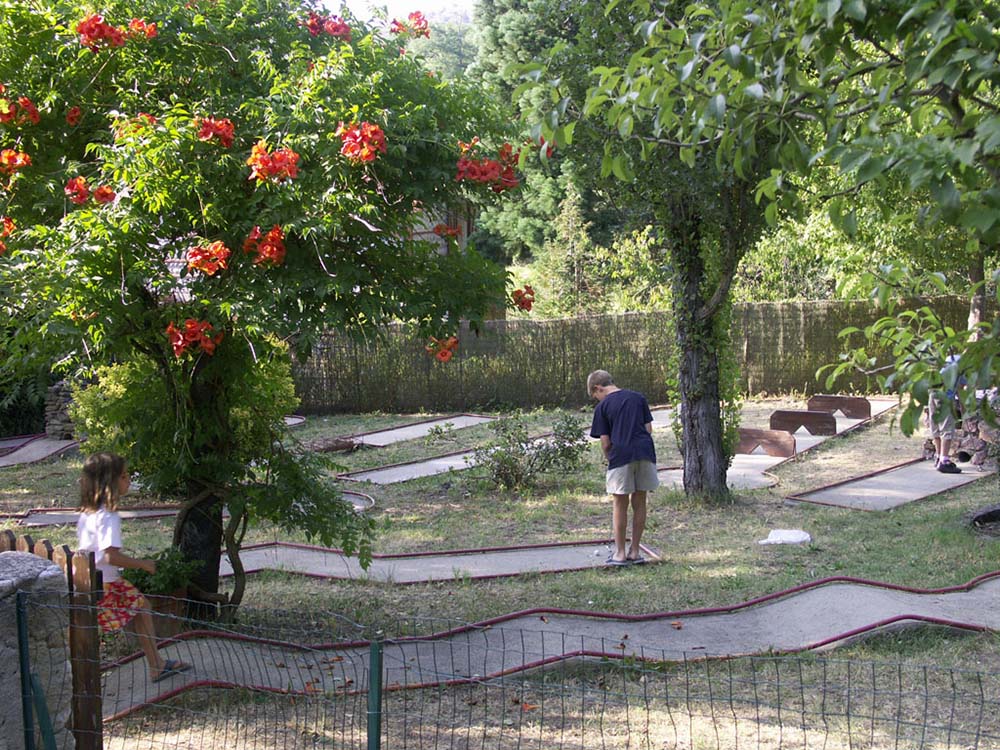 Camping avec mini golf