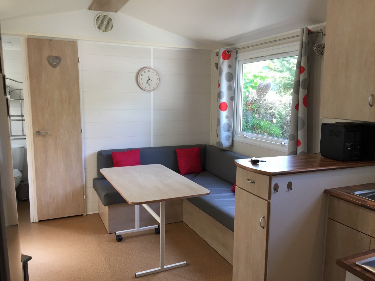 mobil-home-2-chambres-camping-las-closes-corneilla-de-conflent-2-